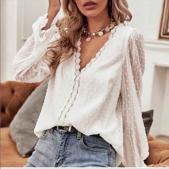 Kara and Kate Tops - Kara and Kate blouse